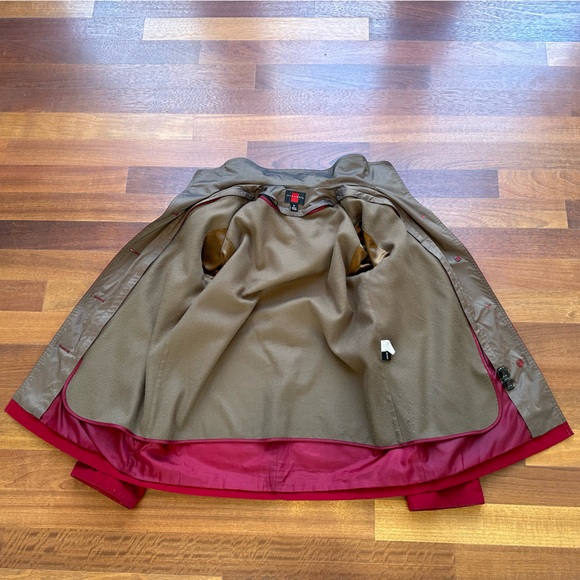 Gallery Red and Tan Jacket w/Removable Hood and Lining - Picture 3 of 8